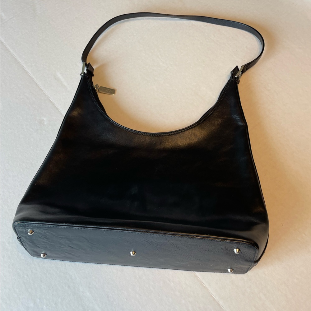 - Saks Fifth Avenue Leather purse. - Picture 3 of 16